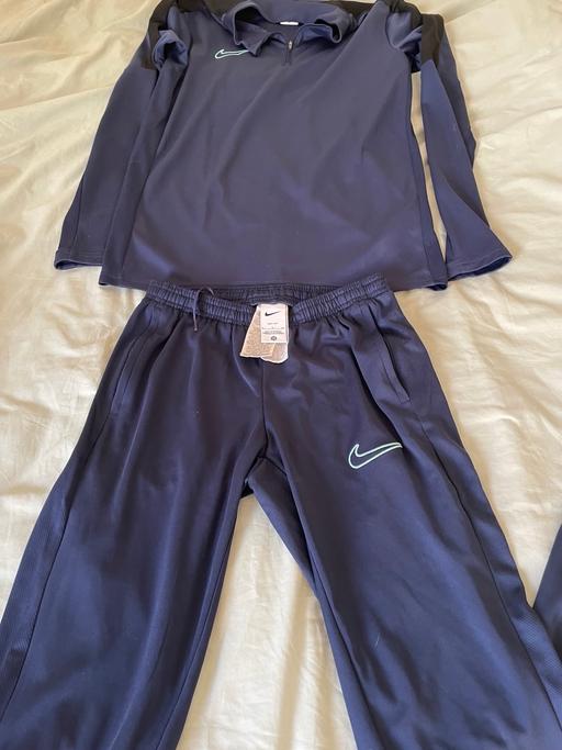 Buy & Sell North West London Burroughs, The - North West London - Photos for Nike Dri Fit