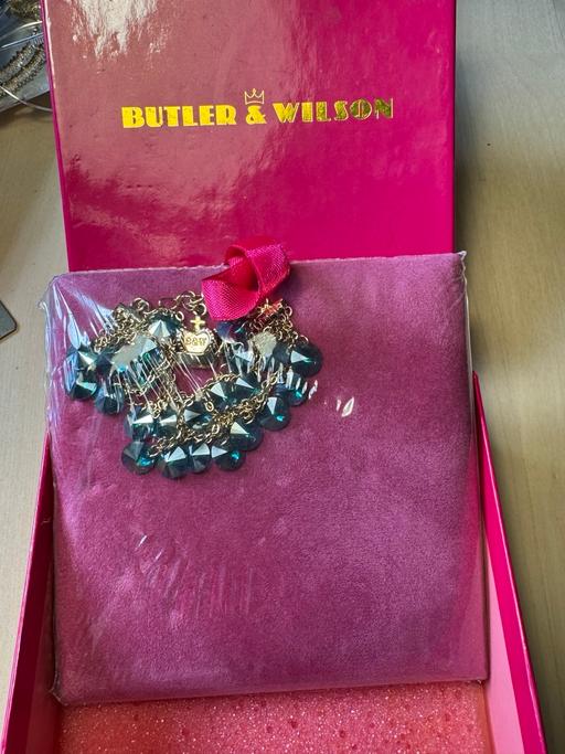 Buy & Sell Caerphilly - Wales Pontlottyn - Caerphilly - Photos for Vintage Butler & Wilson Crystal Necklace