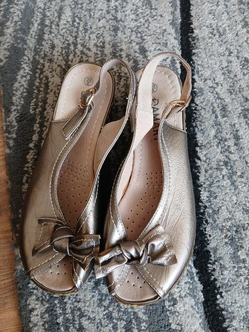Buy & Sell Kingfisher Shopping Centre Redditch - Photos for ladies sandals