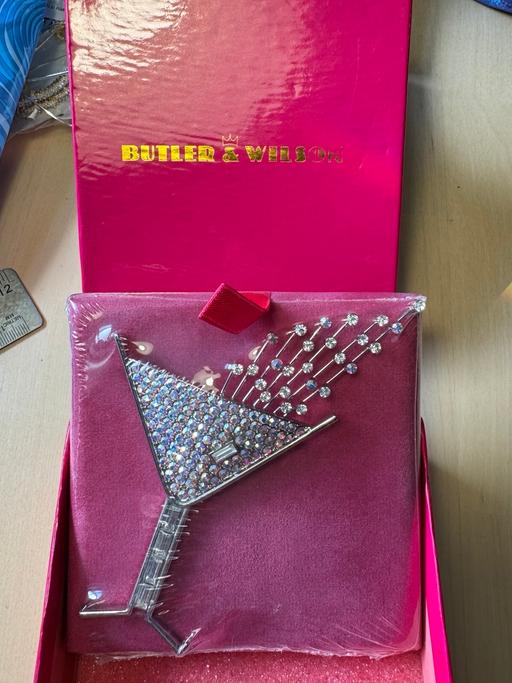 Buy & Sell Caerphilly - Wales Pontlottyn - Caerphilly - Photos for Vintage Butler & Wilson Champagne Brooch