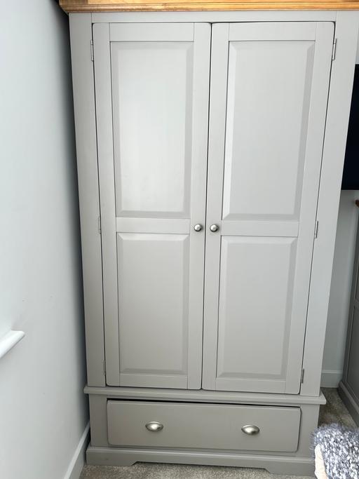 Buy & Sell Lancashire Chorley - Photos for Solid oak bedroom set