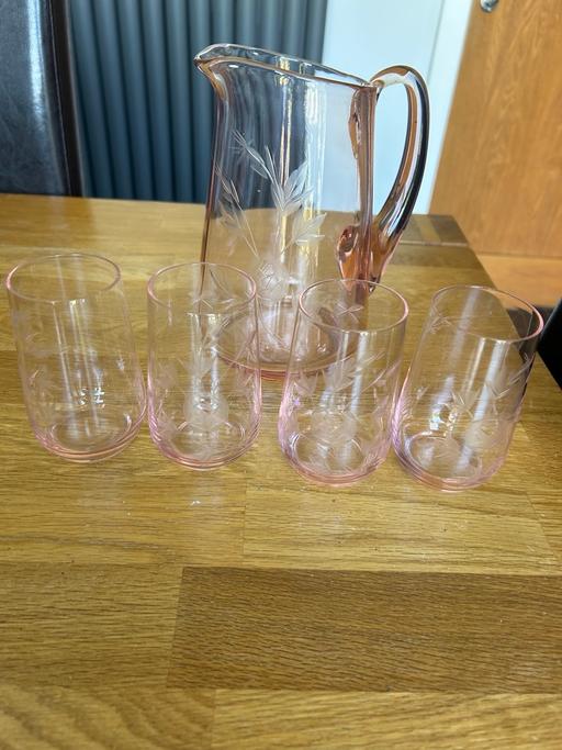 Buy & Sell West Midlands Birmingham - Photos for Pink glass jug & glasses
