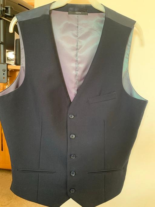 Buy & Sell East London Havering - Photos for Navy Ceda wood medium waist coat men’s