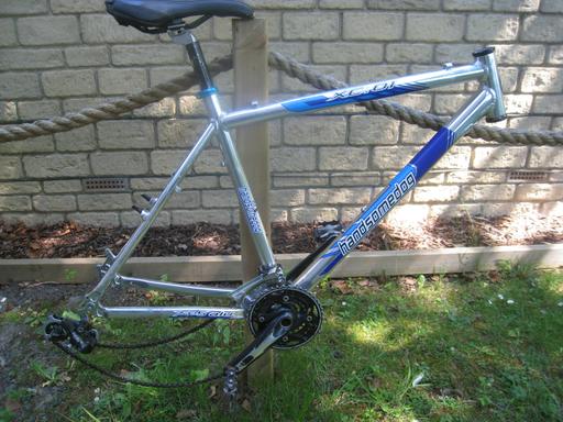 Buy & Sell West Yorkshire Leeds - Photos for RARE Handsome dog xc1 bike frame mtb 