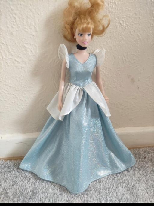 Buy & Sell Grafton Street Industrial Estate West Northamptonshire - Photos for Barbie doll