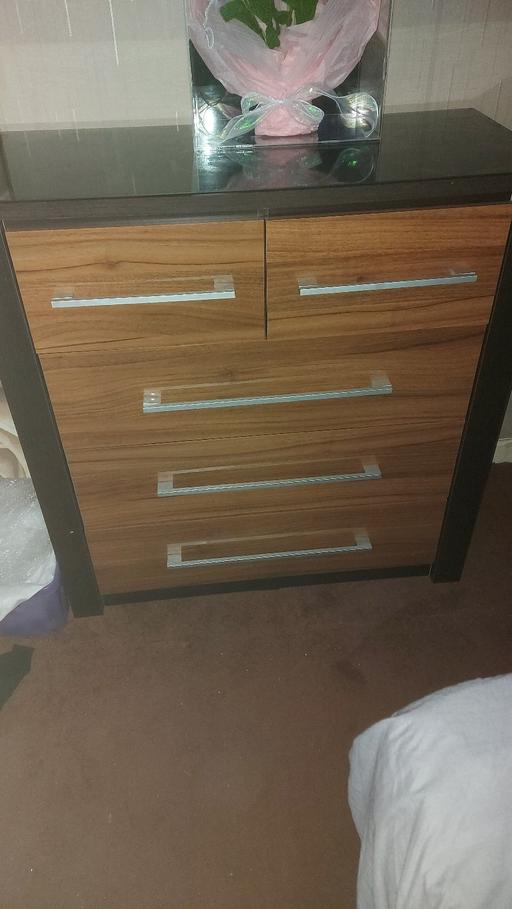 Buy & Sell Lower Darwen Blackburn with Darwen - Photos for bedroom furniture set
