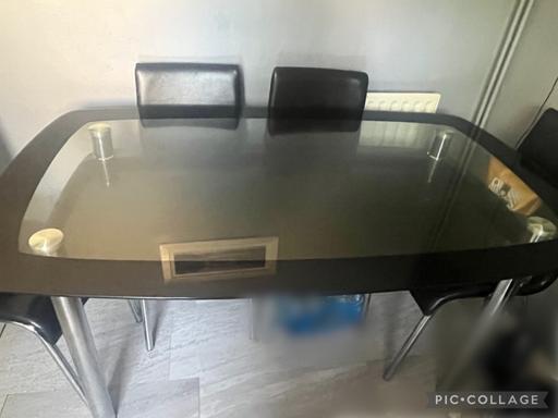 Buy & Sell West Midlands Birmingham - Photos for Glass dining table