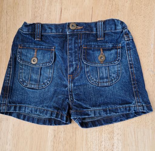 Buy & Sell Oadby Oadby and Wigston - Photos for Girls denim shorts (3-4yrs)