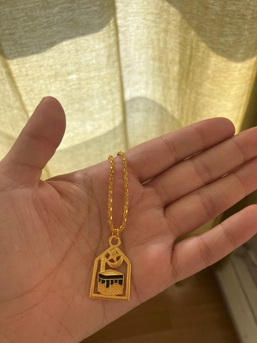 Buy & Sell Limehouse East London - Photos for Necklace