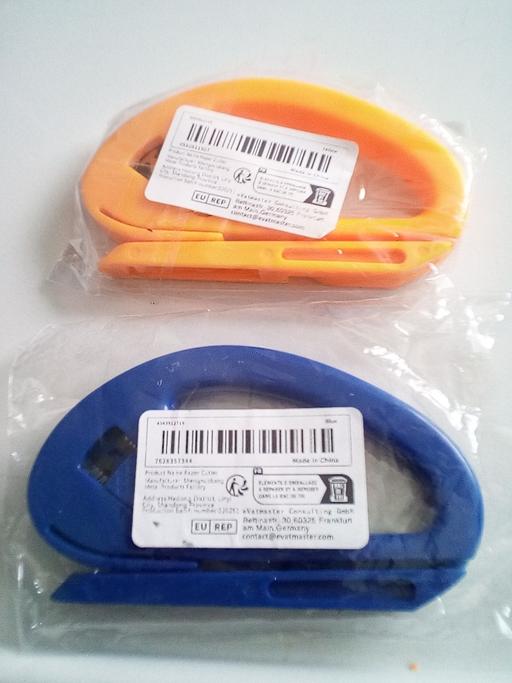 Classes Lincolnshire East Lindsey - Photos for 2 new Wrapping paper cutters sets