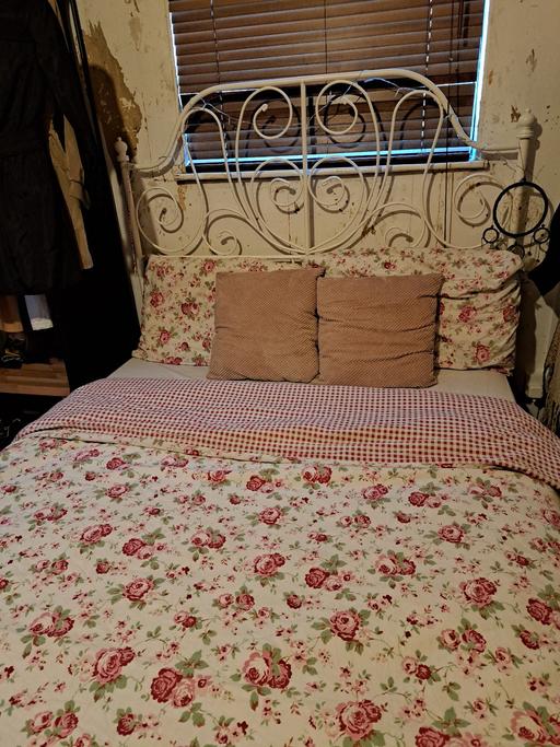 Buy & Sell North West London The Hale - North West London - Photos for IKEA White Metal French Style Bed Frame