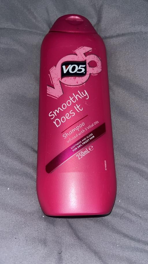 Buy & Sell West Midlands Birmingham - Photos for New VO5 Shampoo