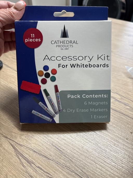 Buy & Sell Derbyshire Chesterfield - Photos for 11 piece accessory kit for whiteboards