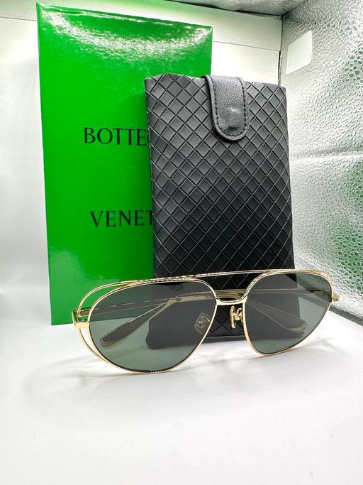 Buy & Sell Colindale North West London - Photos for Women’s Aviator Sunglassors