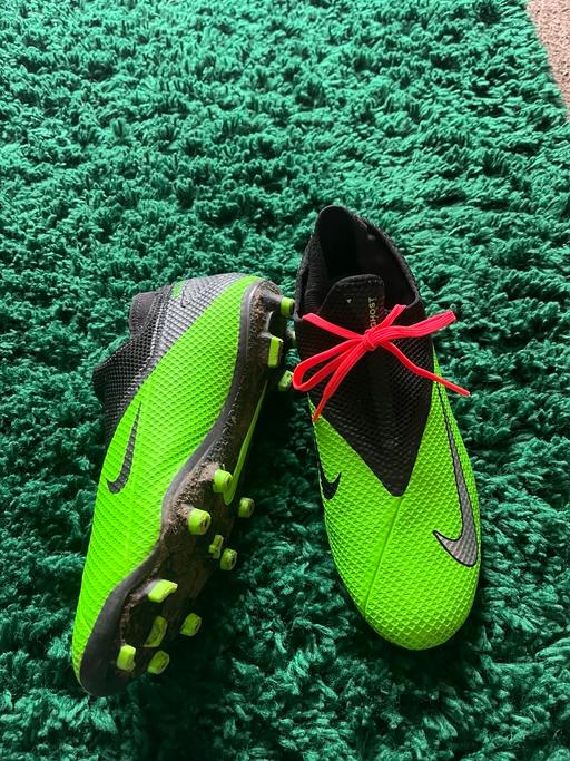 Buy & Sell West Midlands Wolverhampton - Photos for Nike phantom football boots size 7