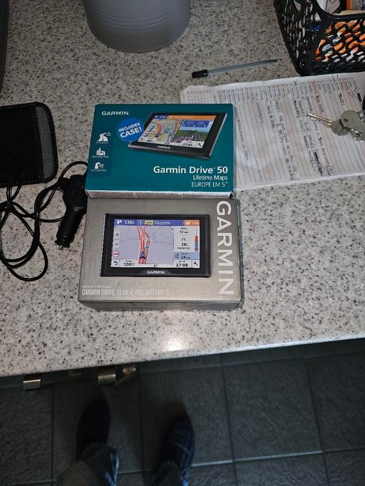 Vehicles West Midlands Wolverhampton - Photos for 2xgarmin satnavs