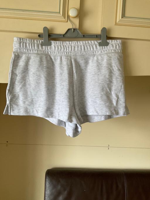 Buy & Sell Princes End Sandwell - Photos for Shorts