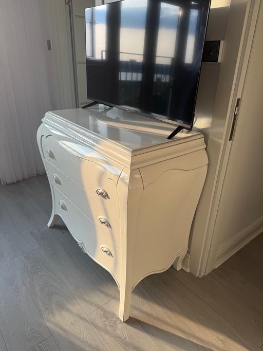 Buy & Sell Isle of Man Douglas - Photos for Makeup table