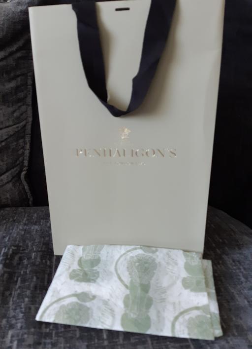 Buy & Sell Bushbury Wolverhampton - Photos for Penhaligon's bag (empty)