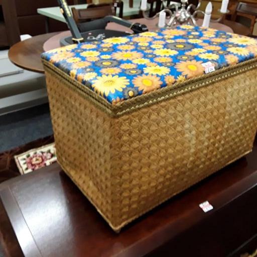 Buy & Sell Greater Manchester Tameside - Photos for Retro 1950's bedding box