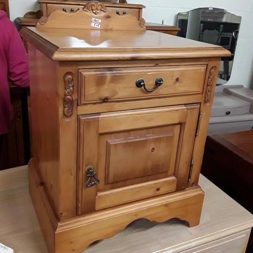 Buy & Sell Greater Manchester Tameside - Photos for Lovely JAYCEE solid pine bedside cabinet