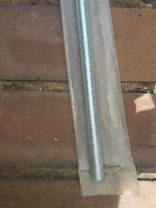 Buy & Sell West Midlands Dudley - Photos for 8 , BNIP , 12mm x 2ft ,Zinc Plated All Thread