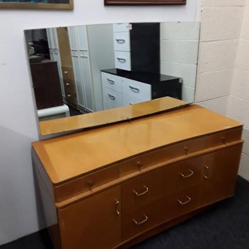 Buy & Sell Greater Manchester Tameside - Photos for Vintage Golden Key wooden dressing table