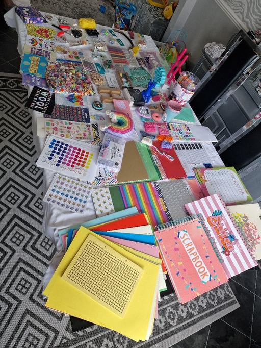 courses West Midlands Sandwell - Photos for Large Joblot Crafting, Crochet, Scrapbooking