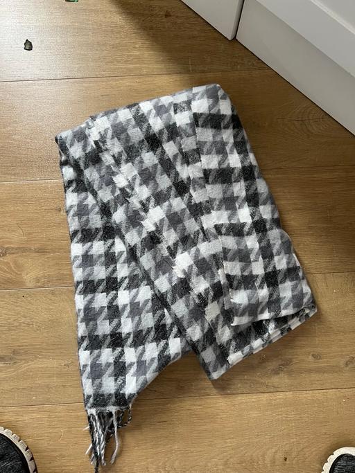 Buy & Sell County Durham Wingate - County Durham - Photos for Scarf