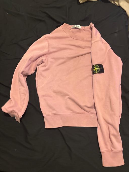 Buy & Sell Lees Oldham - Photos for Stone island jumper