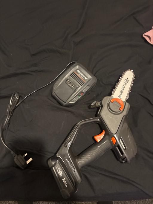 Buy & Sell Greater Manchester Oldham - Photos for Husqvarna chainsaw/pruner