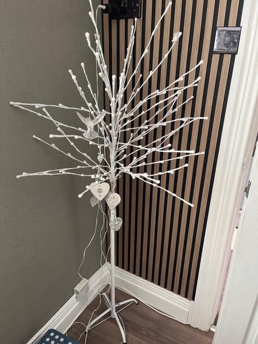 Buy & Sell Bartley Green Birmingham - Photos for Light up indoor tree