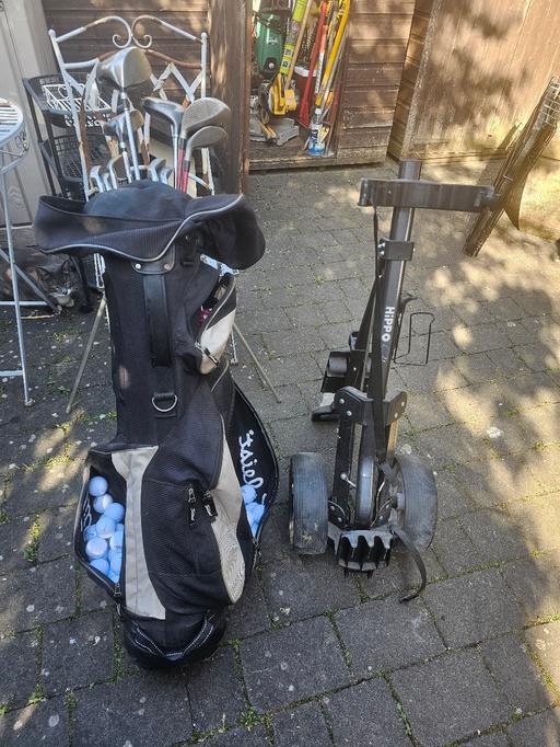 Buy & Sell West Midlands Dudley - Photos for GOLF CLUBS/TROLLEY/BAG/BALLS & Ts