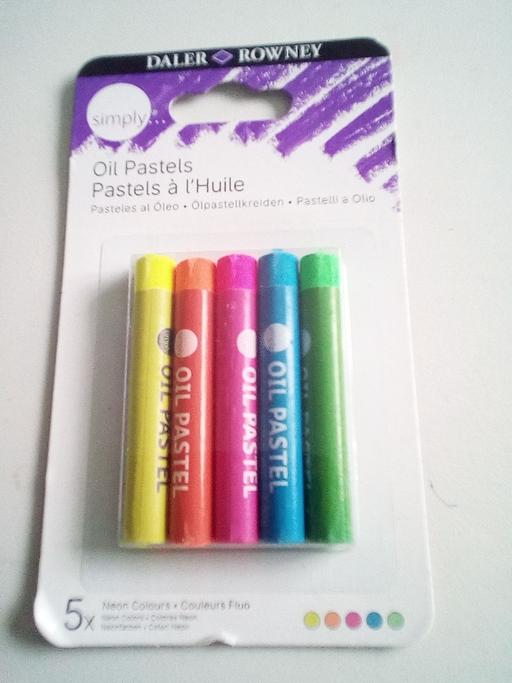 courses Lincolnshire East Lindsey - Photos for new pack of oil pastels