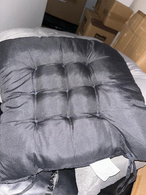 Buy & Sell West Midlands Birmingham - Photos for Cushions