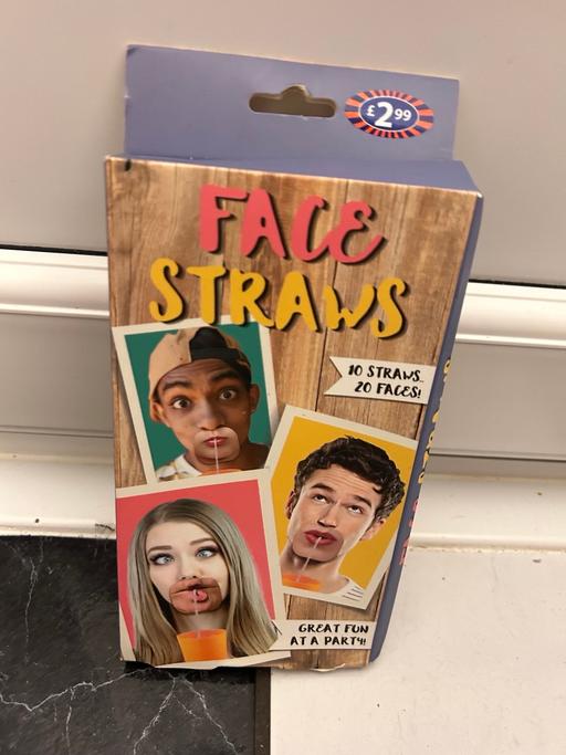 Buy & Sell West Midlands Birmingham - Photos for 🌸FACE STRAWS. GREAT FOR PARTYS🌸