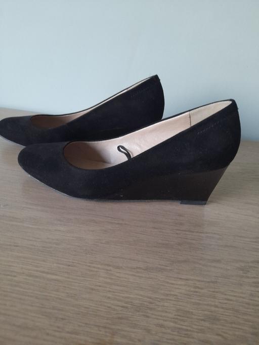 Buy & Sell Devon North Devon - Photos for Black wedge court shoes