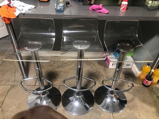 Buy & Sell West Midlands Sandwell - Photos for 3 breakfast kitchen stools good Condition