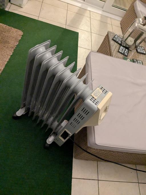 Buy & Sell Merseyside Wirral - Photos for Electric radiator £10