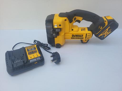 Buy & Sell West Midlands Sandwell - Photos for DeWalt DCS350 18V XR Threaded Rod Cutter.