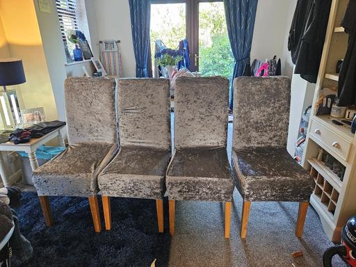 Buy & Sell North London Upper Edmonton - North London - Photos for Dining chairs x 4 including covers