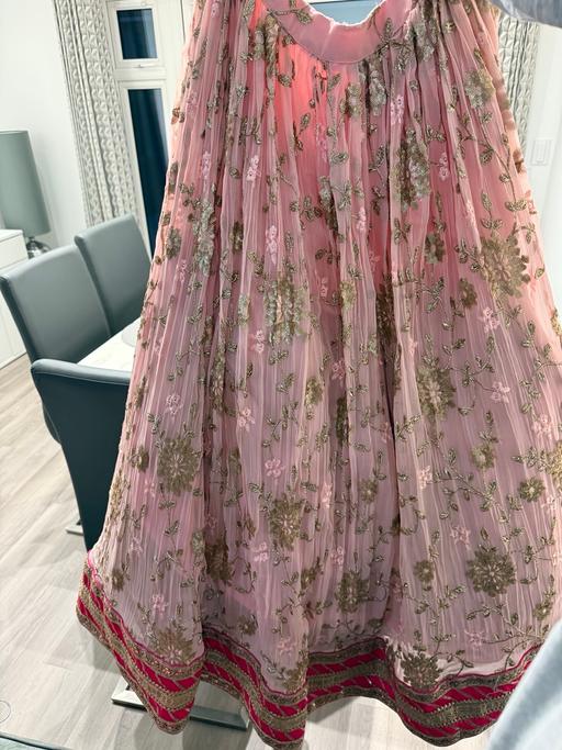 Buy & Sell Bedfordshire Bedford - Photos for Indian lengha