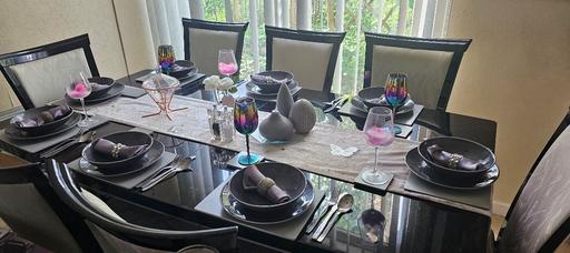 Buy & Sell North West London Harrow - Photos for Dining table with chairs