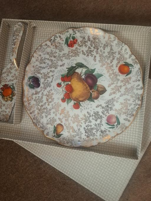 Buy & Sell West Midlands Dudley - Photos for Vintage plate & server