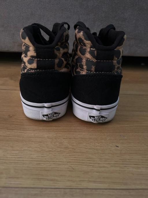 Buy & Sell Wombwell Barnsley - Photos for Black and leopard print high top vans