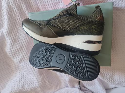 Buy & Sell Grafton Street Industrial Estate West Northamptonshire - Photos for Army green trainers
