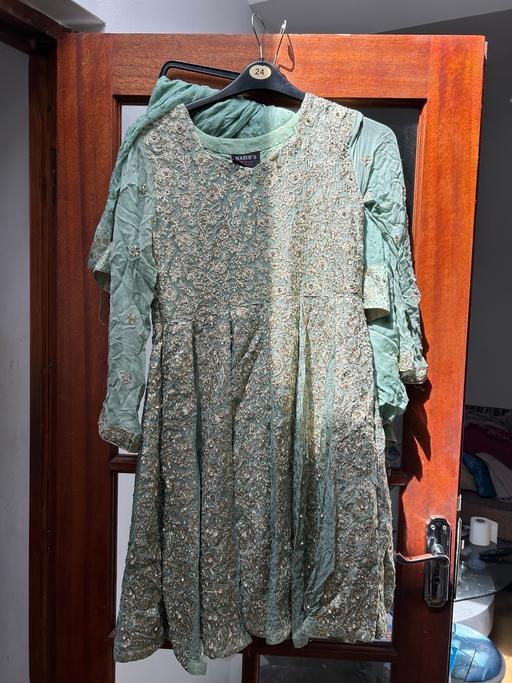 Buy & Sell Waltham Forest East London - Photos for Indian dress