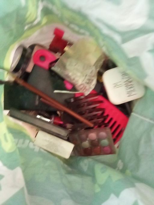 Buy & Sell Worcestershire Bromsgrove - Photos for hair accessories and makeup 