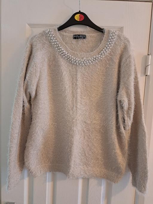 Buy & Sell Wollescote Dudley - Photos for size 14 soft fluffy jumper