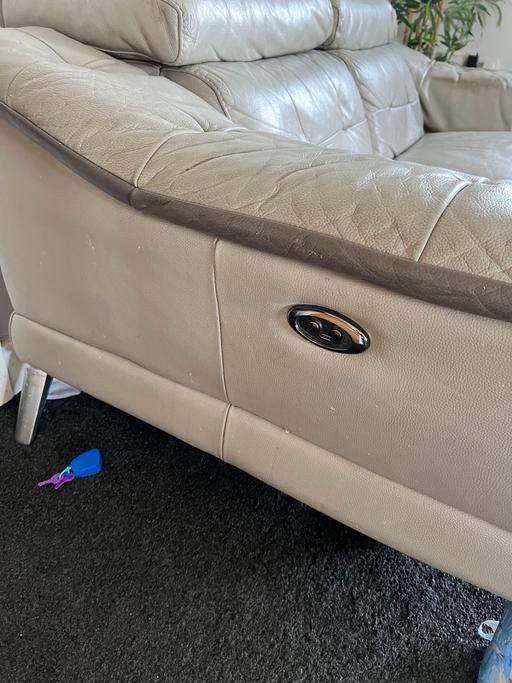 Buy & Sell East London Waltham Forest - Photos for Leather three-piece Sofology sofa and chairs
